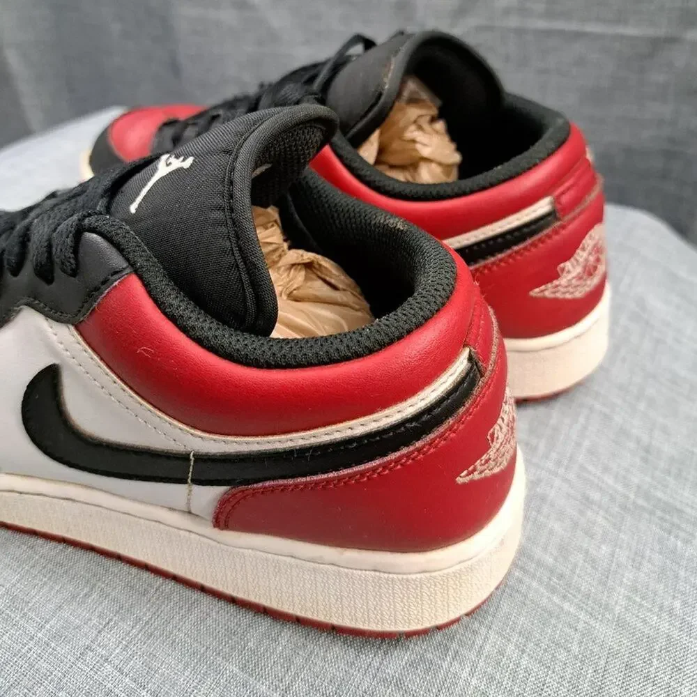 %2021 Nike Air Jordan 1 Low GS - Bred Toe Size 7Y / AJ10
